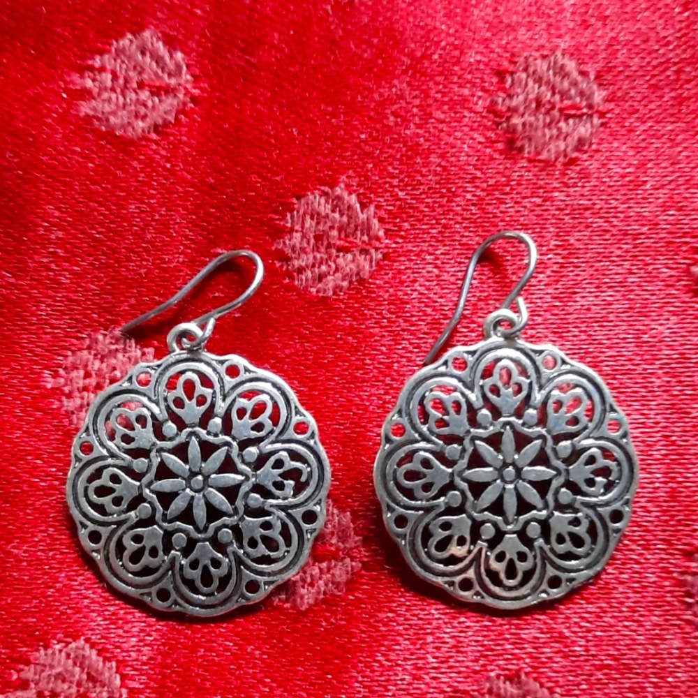 Lucky brand earrings
